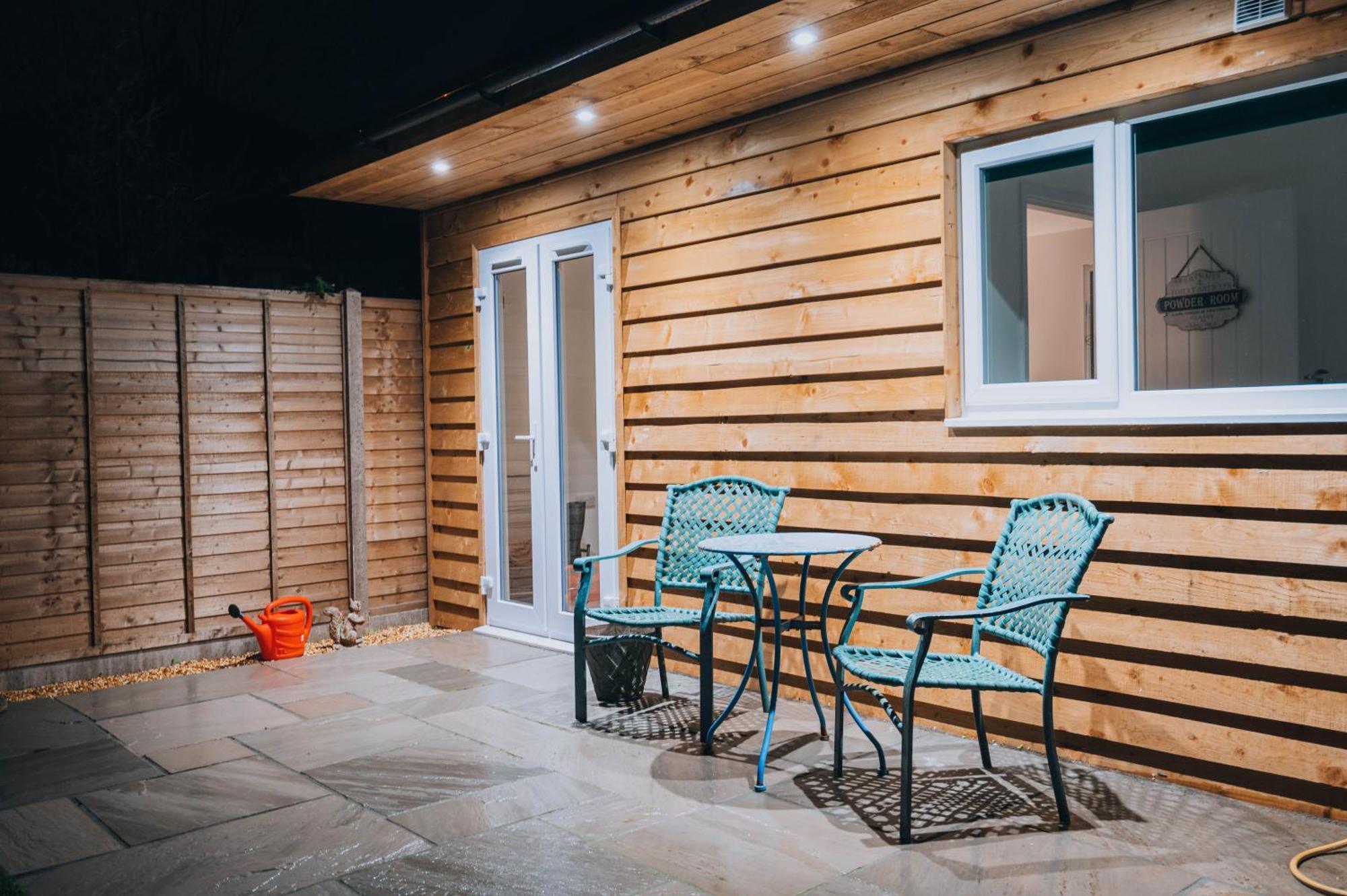The Mudeford Gem Accommdation Христчёрч Экстерьер фото